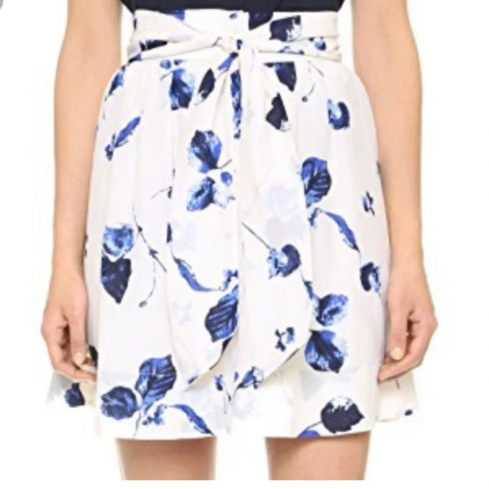 Club Monaco White Blue Tulip Tie Waist Skirt